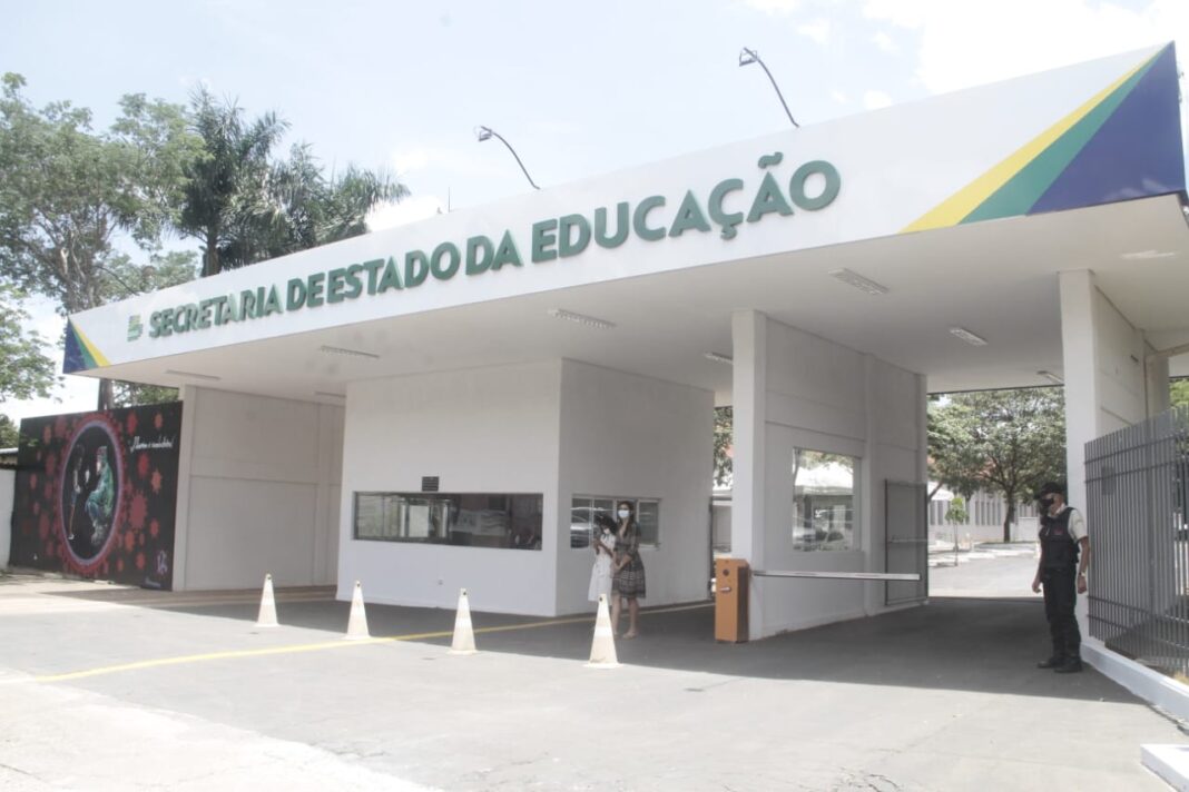 Concurso público em Goiás vai contratar mais de 5 mil professores