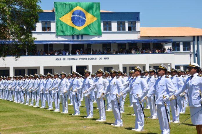 Marinha do Brasil anuncia Concursos Públicos com 42 vagas e salário de até R$ 9 mil