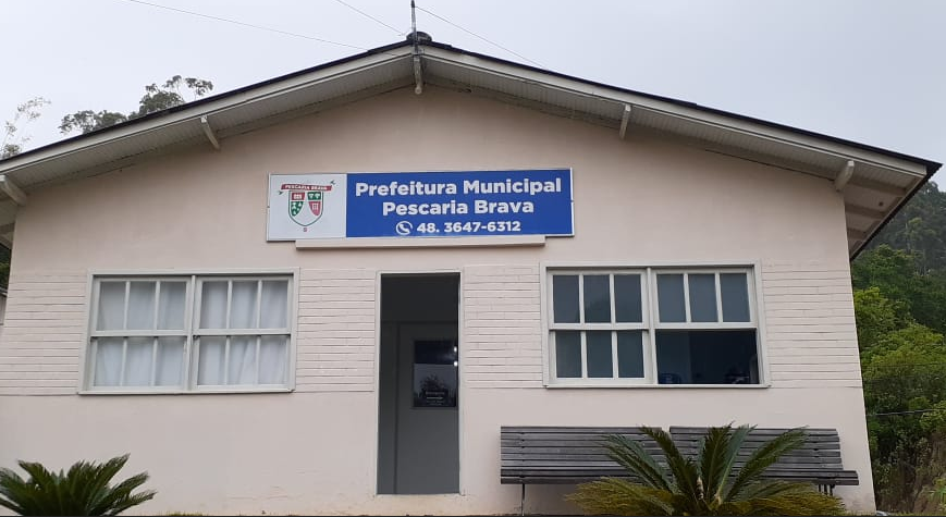 Prefeitura de Pescaria Brava – SC anuncia Concurso Público com 85 vagas