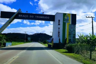 Braço do Trombudo - SC abre Processo Seletivo com salários de até R$ 5,2 mil