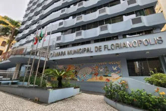 Concurso Câmara de Florianópolis: Comissão Alterada e Novidades