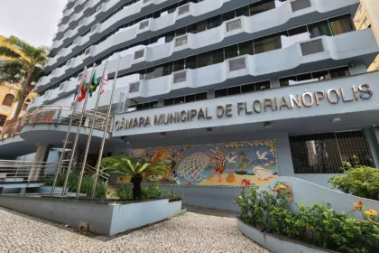 Concurso Câmara de Florianópolis: Comissão Alterada e Novidades